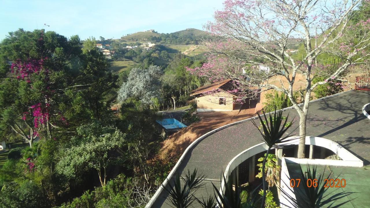 Pitaya Suítes Cunha Exterior foto